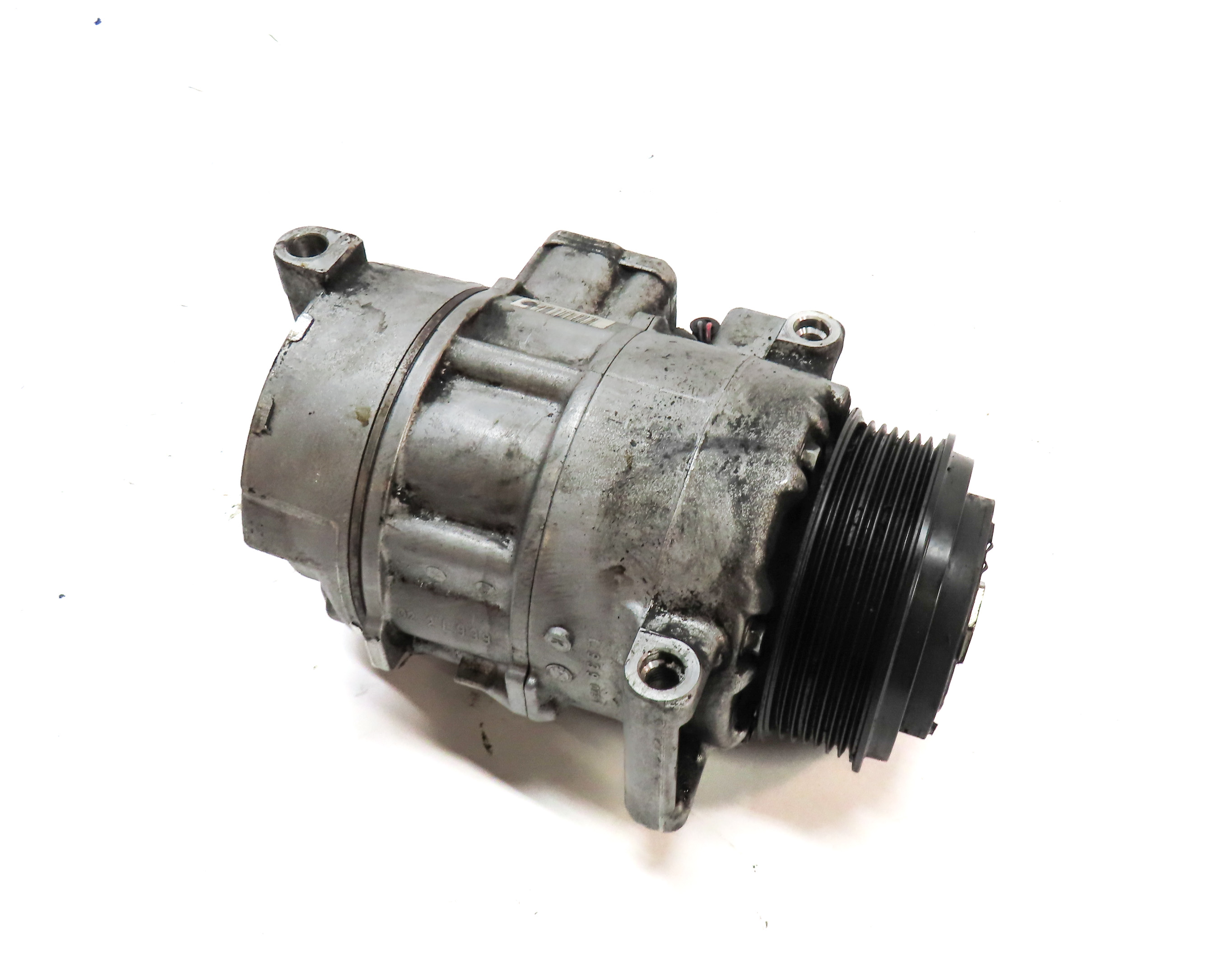 2011-2012 MERCEDES BENZ E350 (W212) 3.0L OM642 DIESEL ENGINE A/C COMPRESSOR PUMP — exact item pictured
